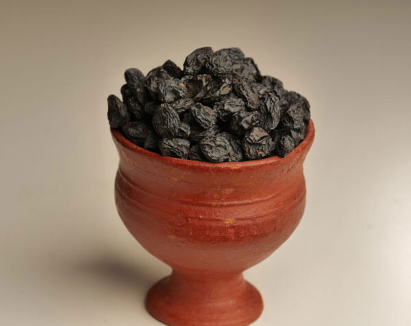 Black Raisins